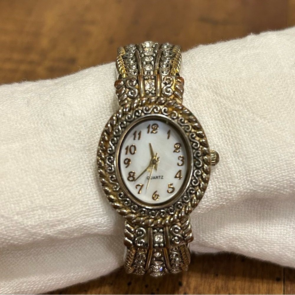 Vintage Women’s Quartz Watch
